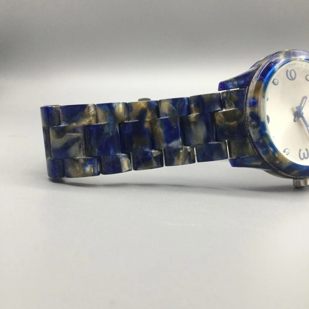 Revolt Womens Watch 39mm Blue Pearlized Silver Dial RT40069-L New Battery 6.75